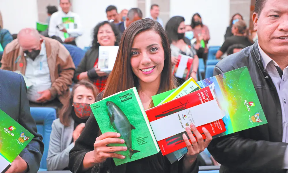 Suman libros a la Biblioteca Científica del Ciudadano para “avivar discusiones” | Láman Carranza