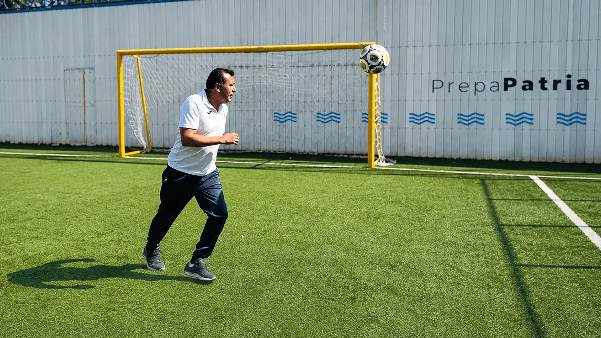 El gol intencionado: pensar, decidir y ejecutar el juego desde la motricidad.